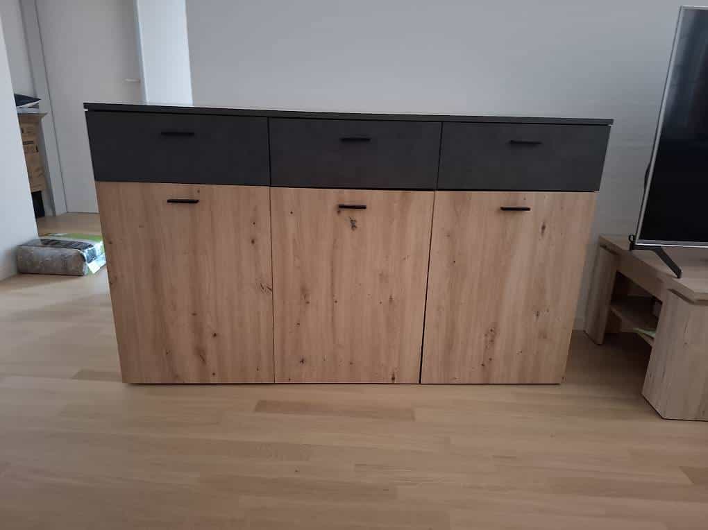 SIDEBOARD