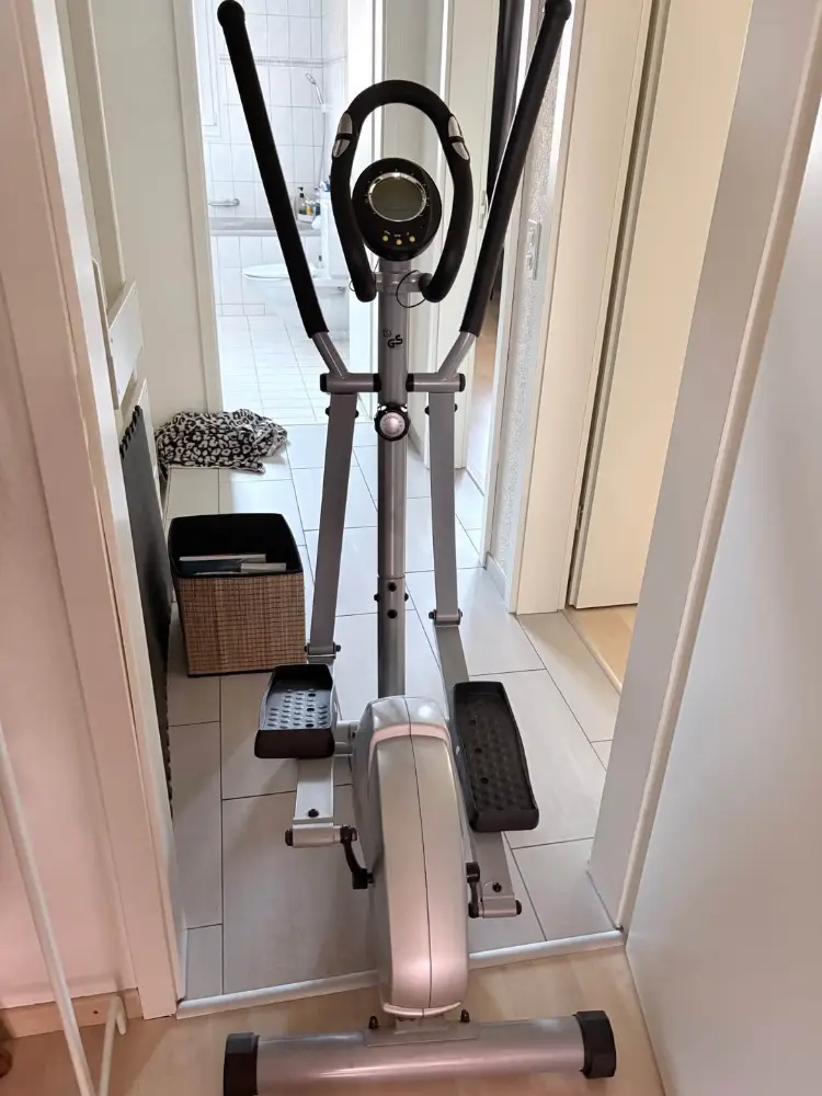 Crosstrainer zu verschenken