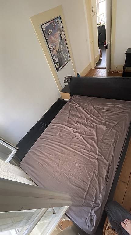 Lit double 140 x 200 cm avec tiroirs de rangement