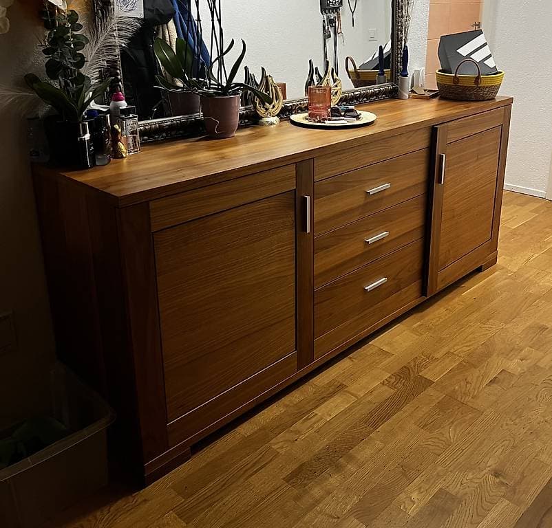 Sideboard