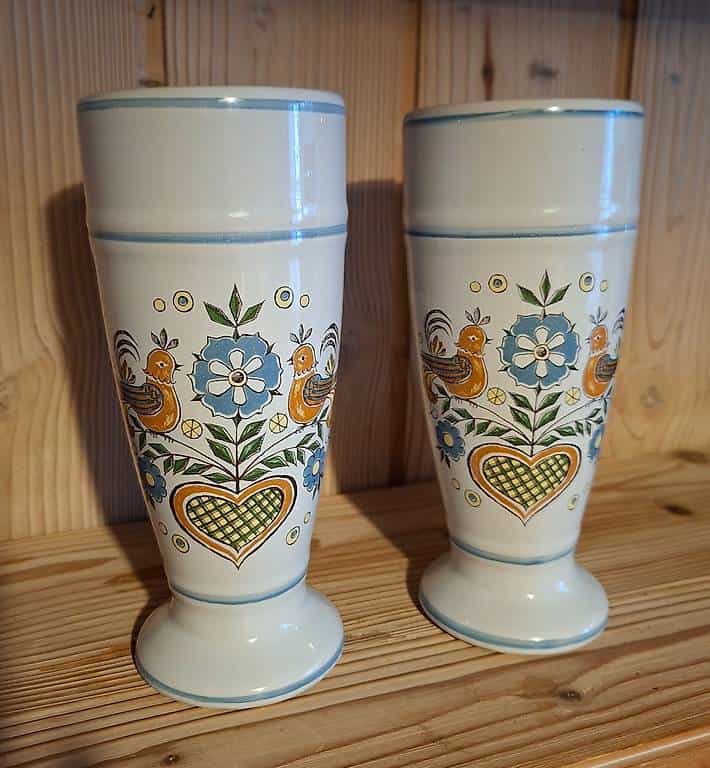2 Keramik-Becher / Bierkrüge +GF+