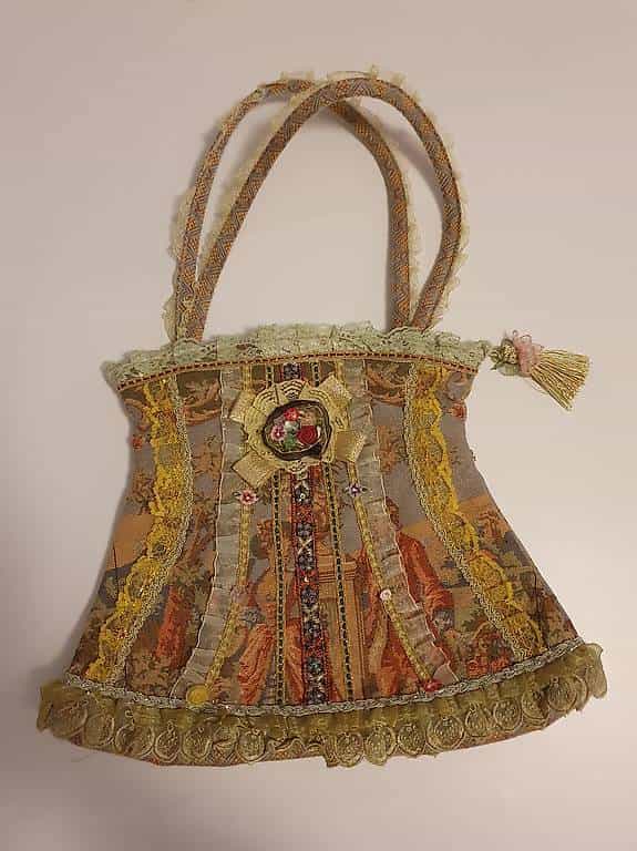 Aussergewöhnliche Handtasche zu verschenken