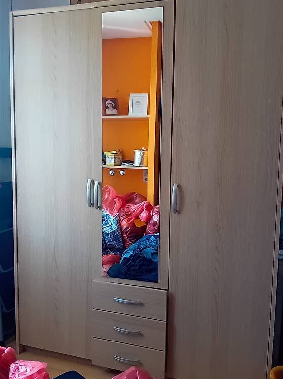 Schrank