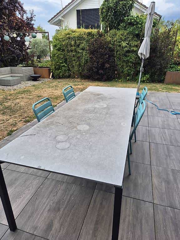 Gartentisch