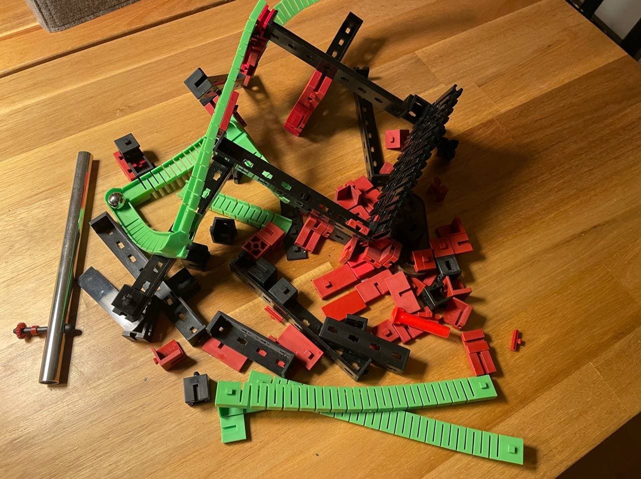 Autorennbahn / Modelleisenbahn