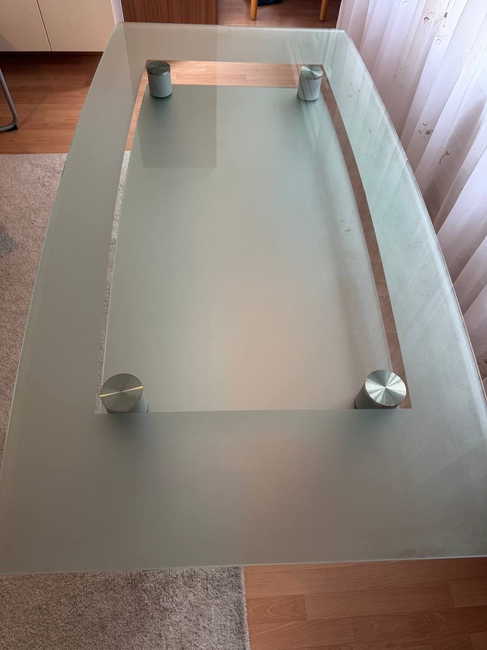 Glastische