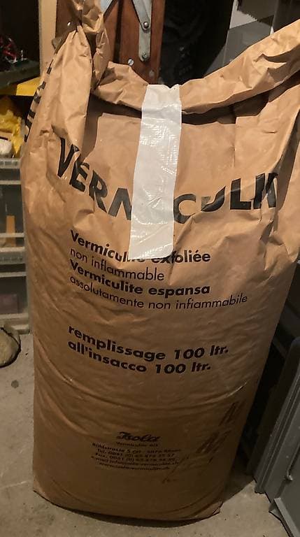 5 sacs de vermiculite à donner