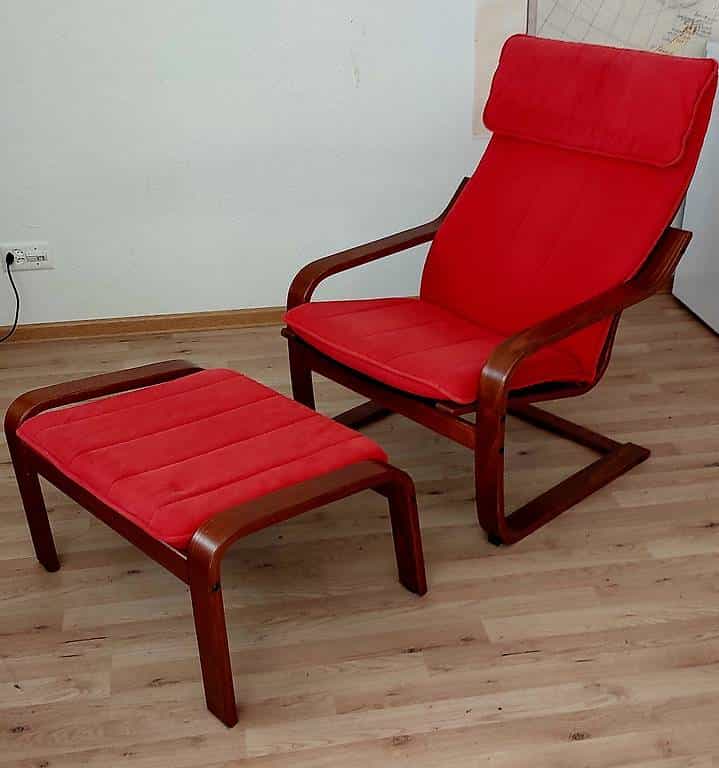 A echanger, fauteuil IKEA rouge vintage