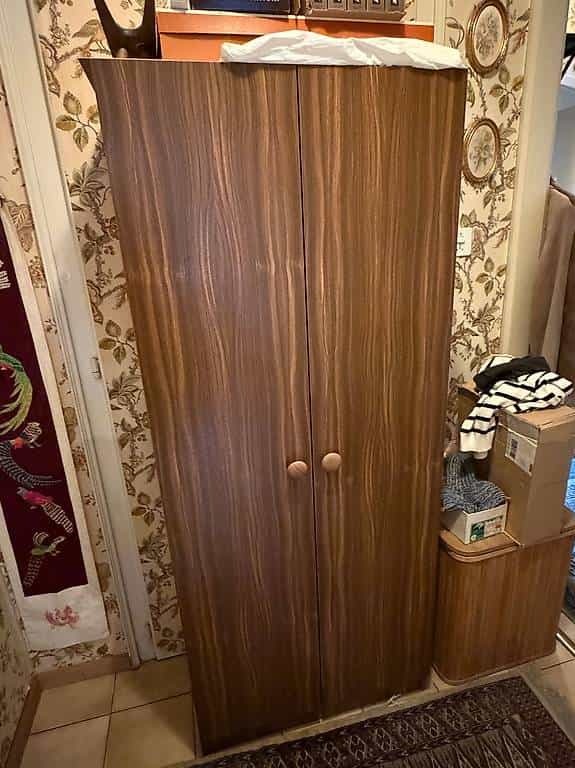 Mobilier divers en parfait état