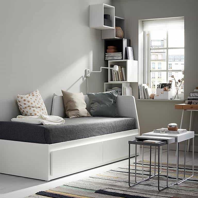 IKEA Kinderbett weiss,80x200 cm,inkl.Schubladen undMatratze