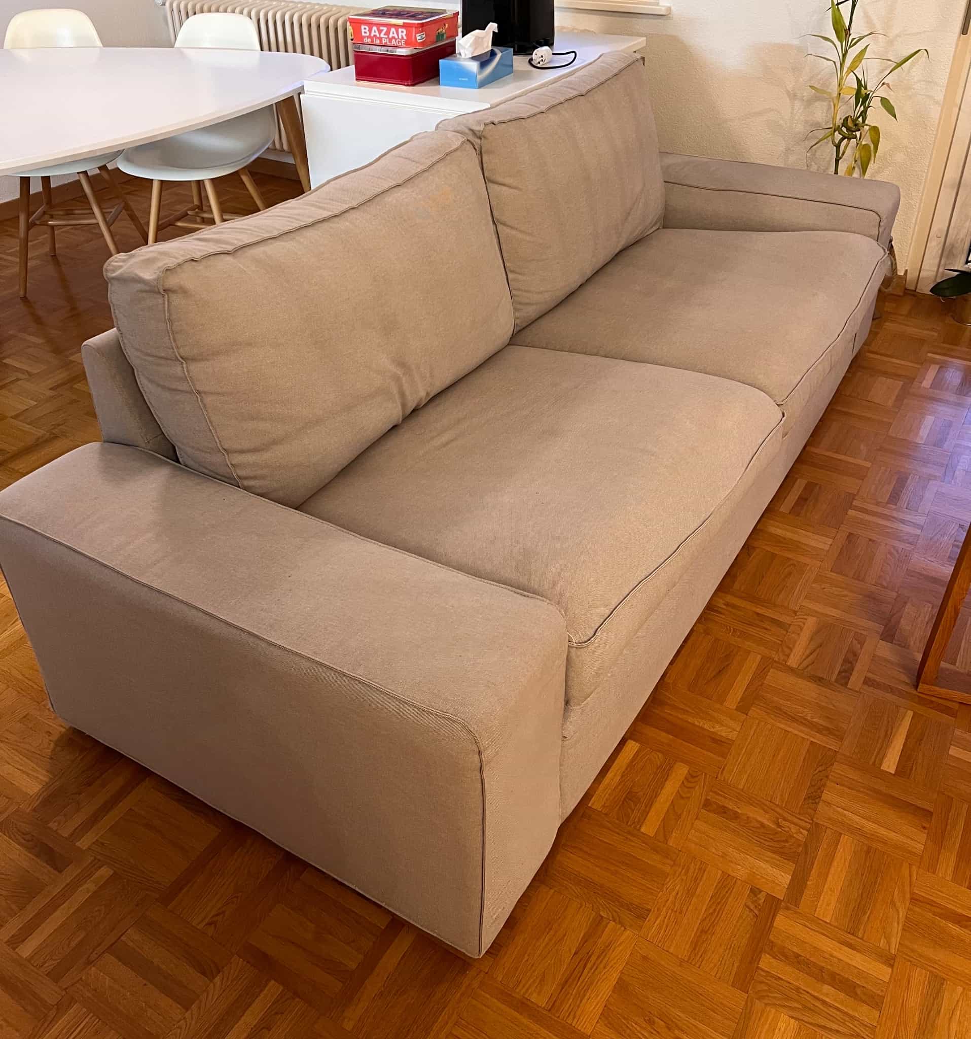 Canapé IKEA Kivik, gris