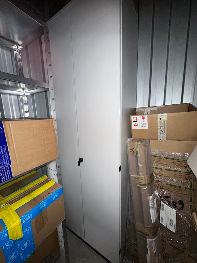 Aktenschrank gross und klein
