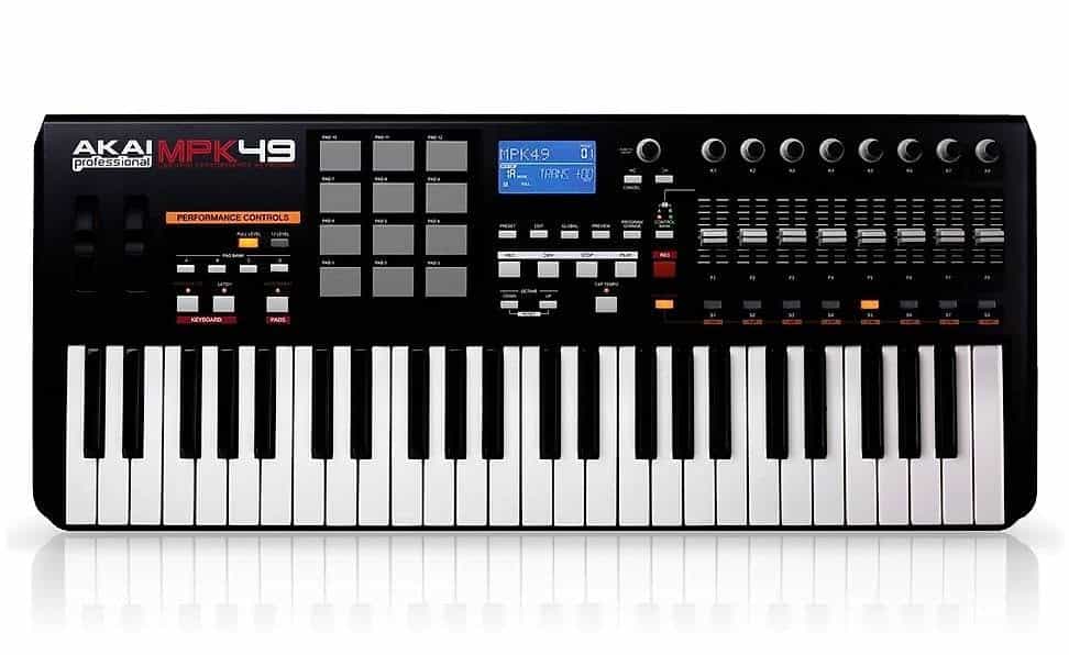Vends/Échange Akai MPK49 état neuf, carton d'origine