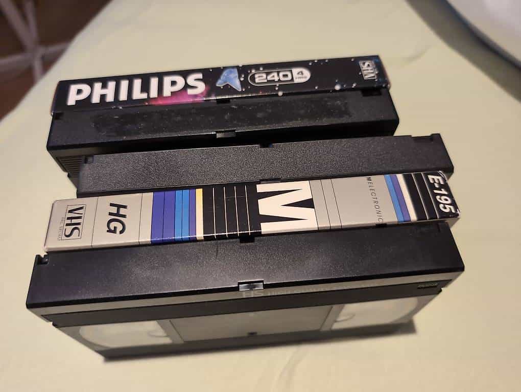 Fünf VHS Kassetten