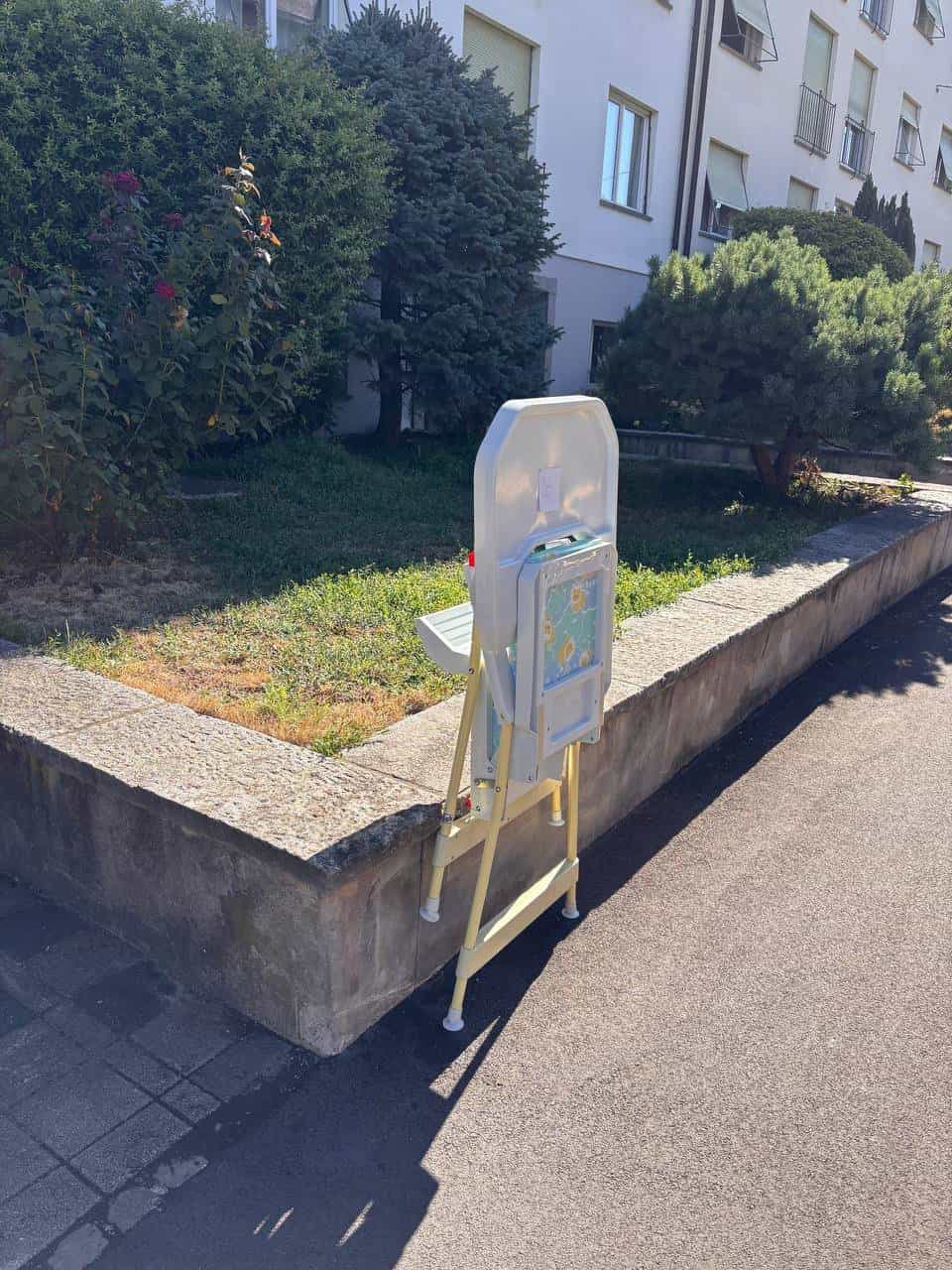 Baby-Essstuhl