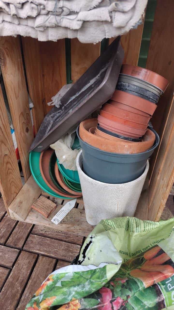 Diverse Töpfe in verschiedenen Grössen