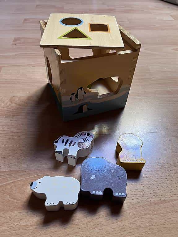 Spielbox Holz mit Tieren