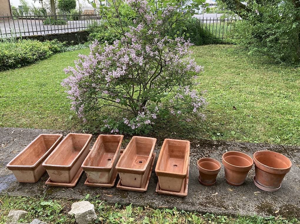 Pots