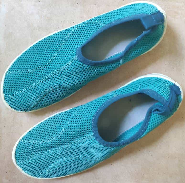 Réservé DECATHLON aqua shoes - EU 36-37