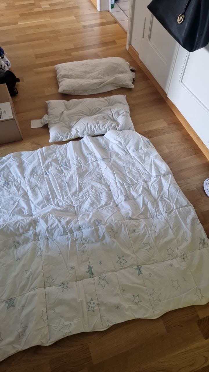 Babydecke und 2 Kissen