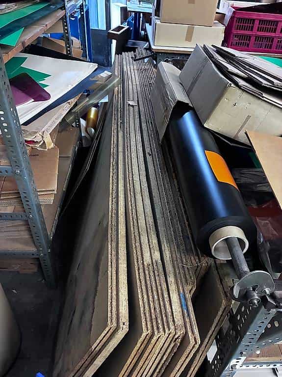 Grandes planches en bois 3 m - À donner