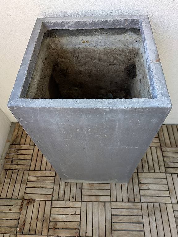 Pflanzkübel Kunststoff in betonoptik