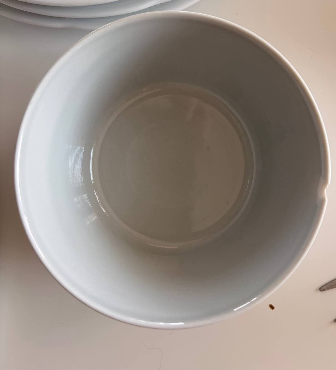 Tassen, Schüssel und Geschirr