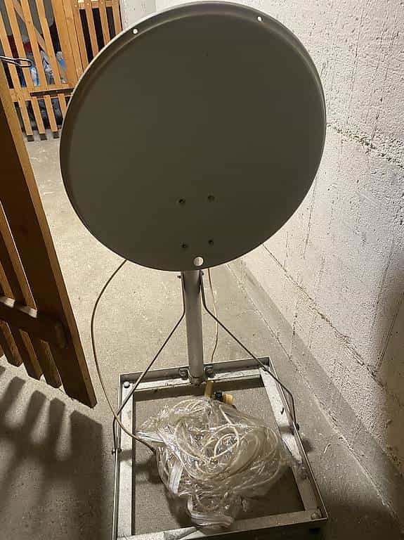 Satelit set
