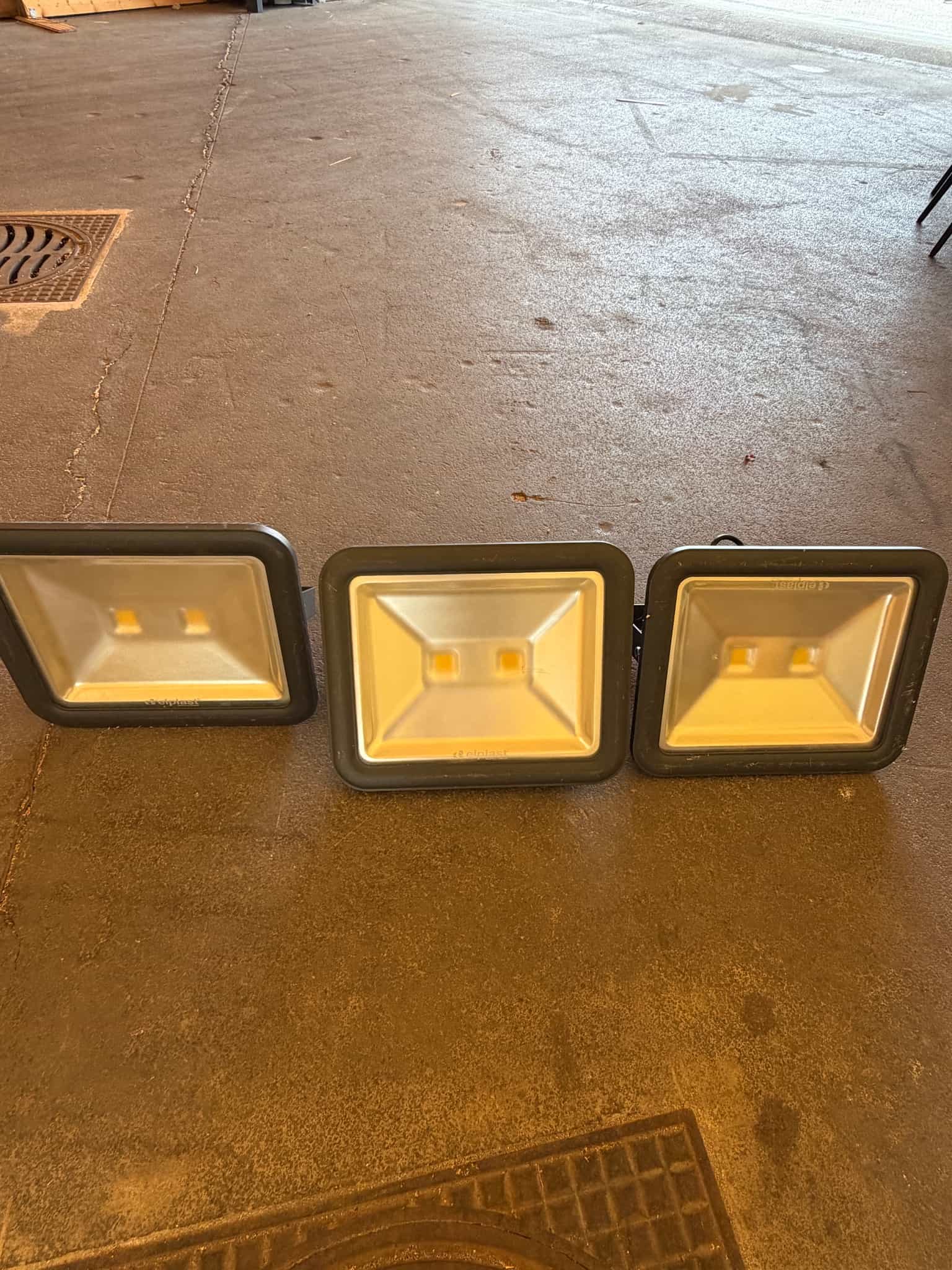 LED Strahler, schwarz-gelb, 3er Set