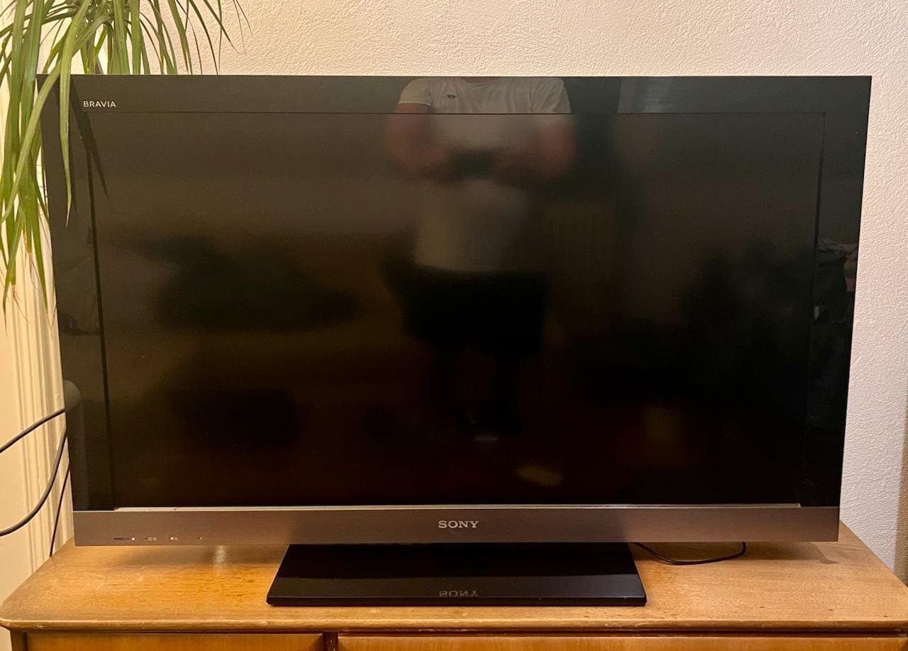 Sony Bravia KDL-40EX500 TV