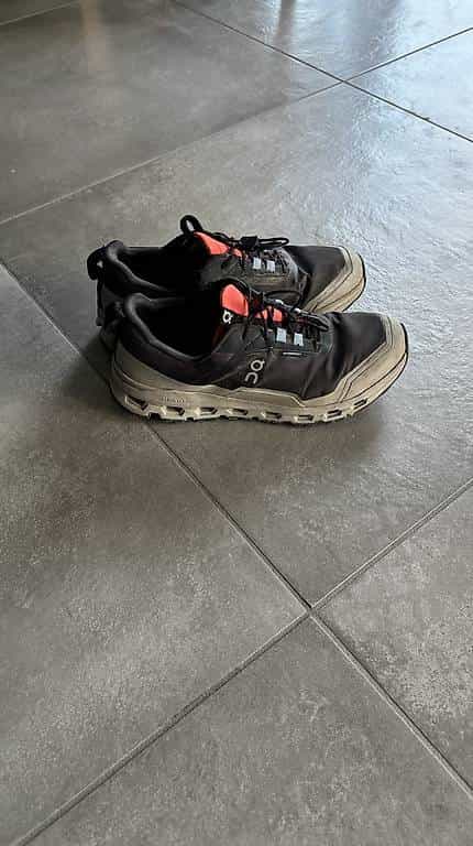 On Cloud Wanderschuhe Gr. 38
