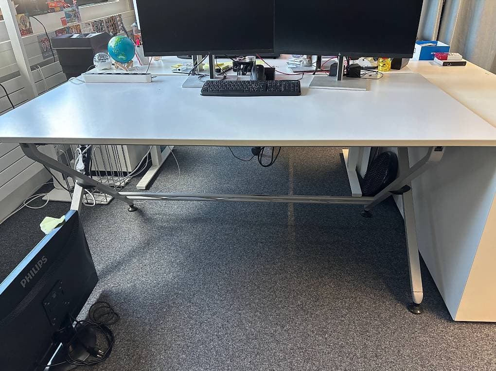 Gebrauchte Bürotische