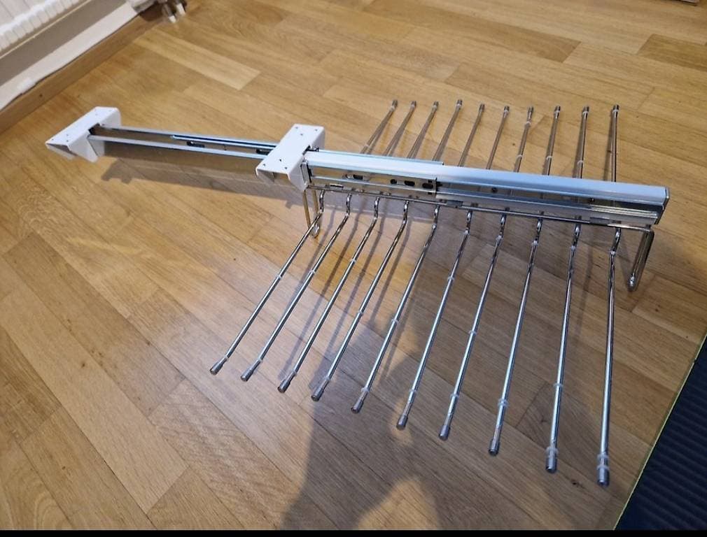 Hosenauszug mit Teleskopauszug