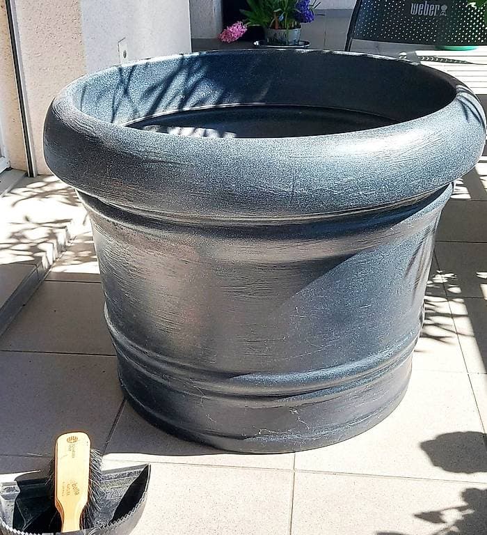 Grosser Topf für Terrassenbaum