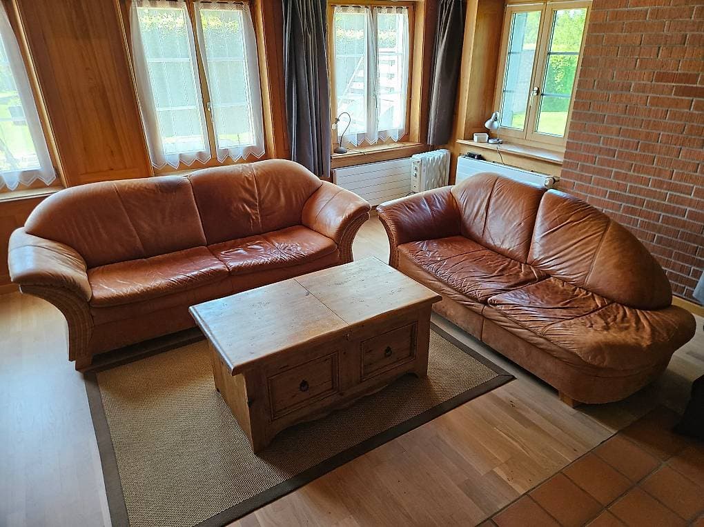 Ledersofas zu verschenken