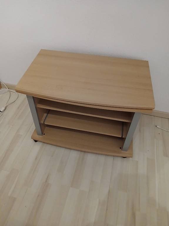 Fernsehtisch