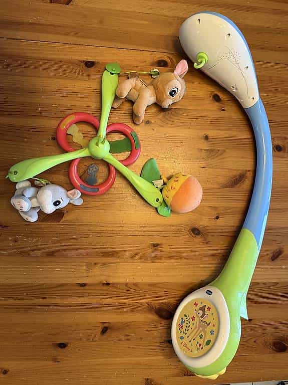 Giostrina per letto bambino ( Chicco)