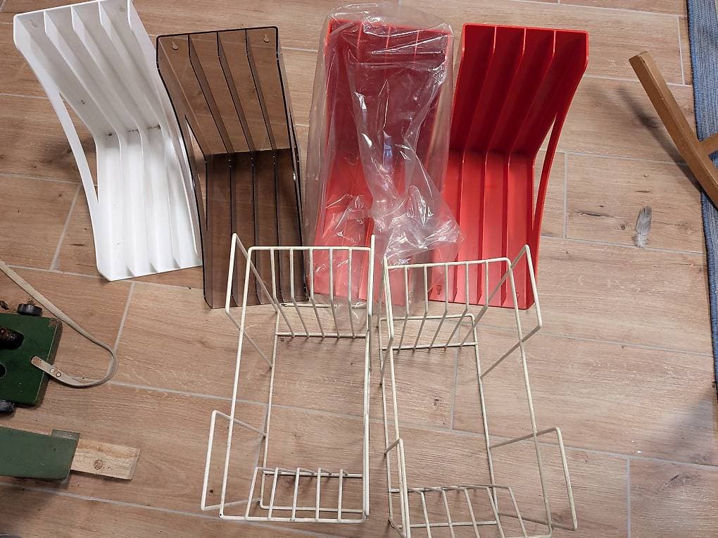 Vintage Vinyl Schallplatten Halterungen