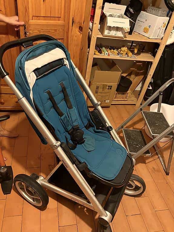 Kinderwagen mit Babywanne