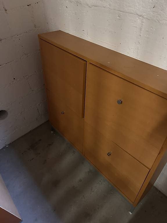 Schuhschrank / Schuhregal