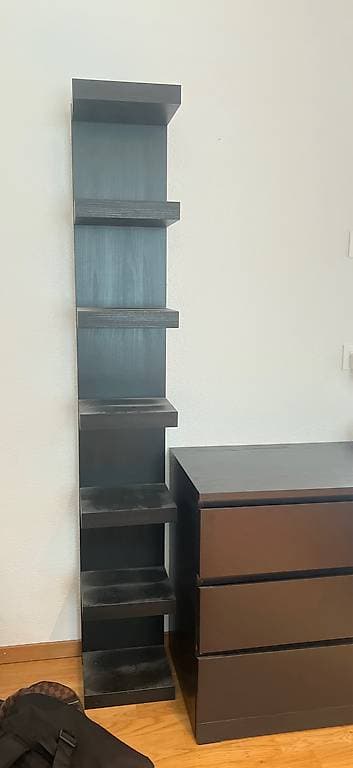 Regal für Schuhe oder Bücher