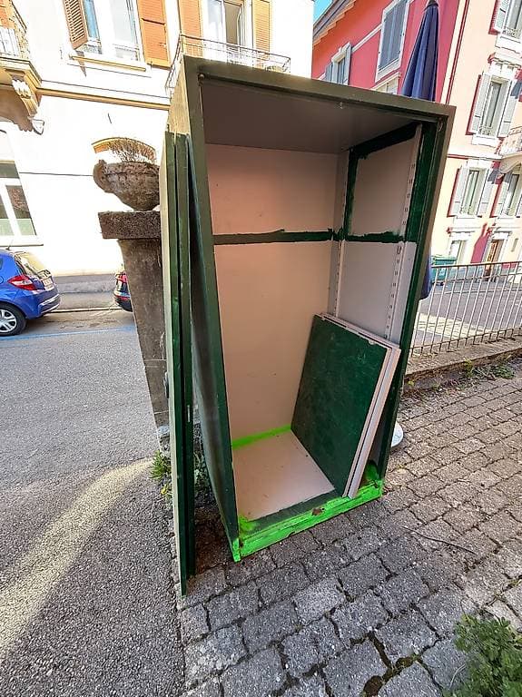 Armoire d'atelier en métal