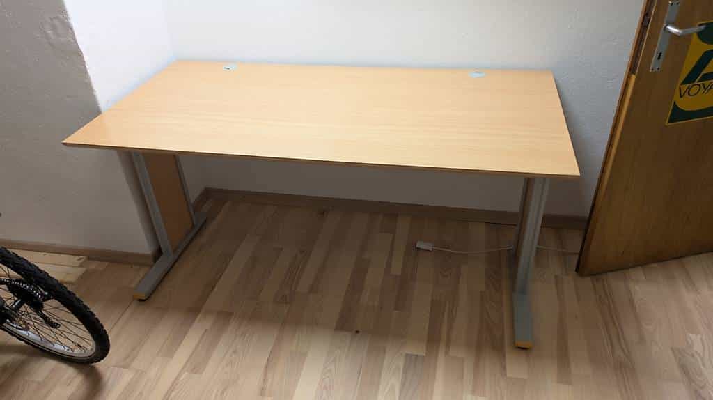 Bureau à donner