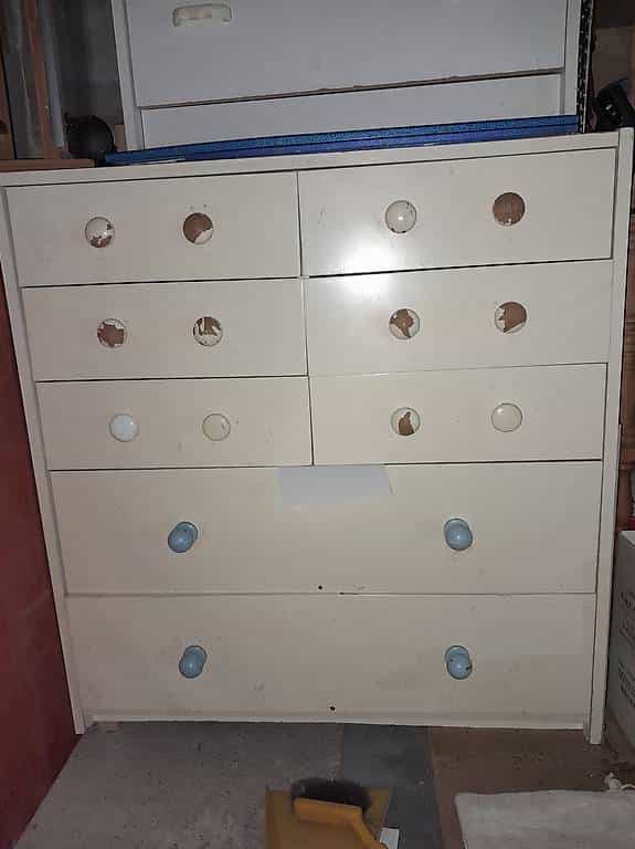 Commodes