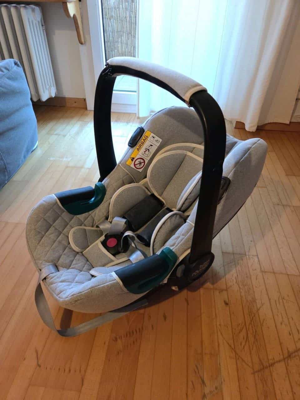 Babyschale Britax Römer Baby Safe Isense