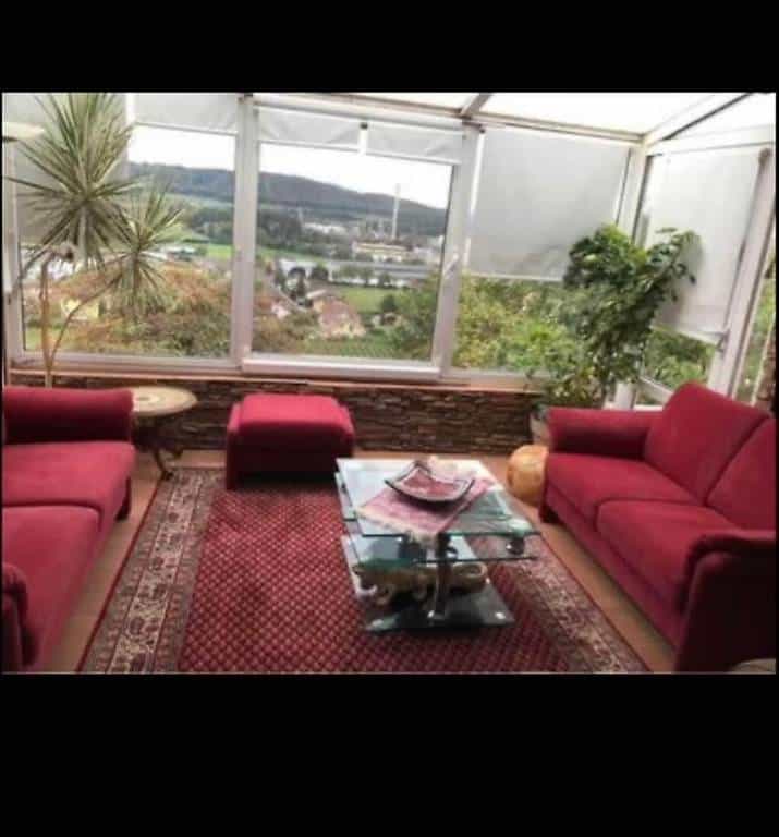 Salon en tres on etat