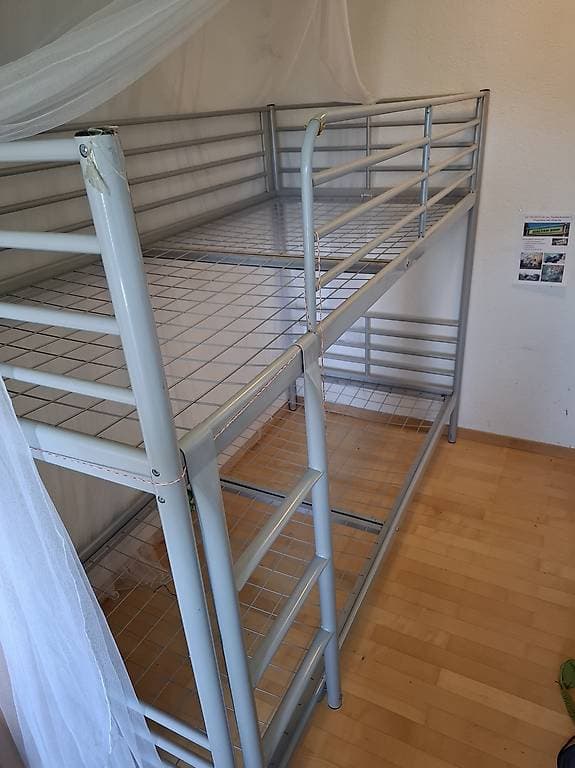 Hochbett/Kayütenbett/Etagenbett