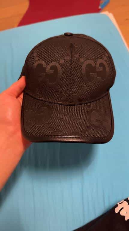Casquette luxueuse proposé un prix convenable