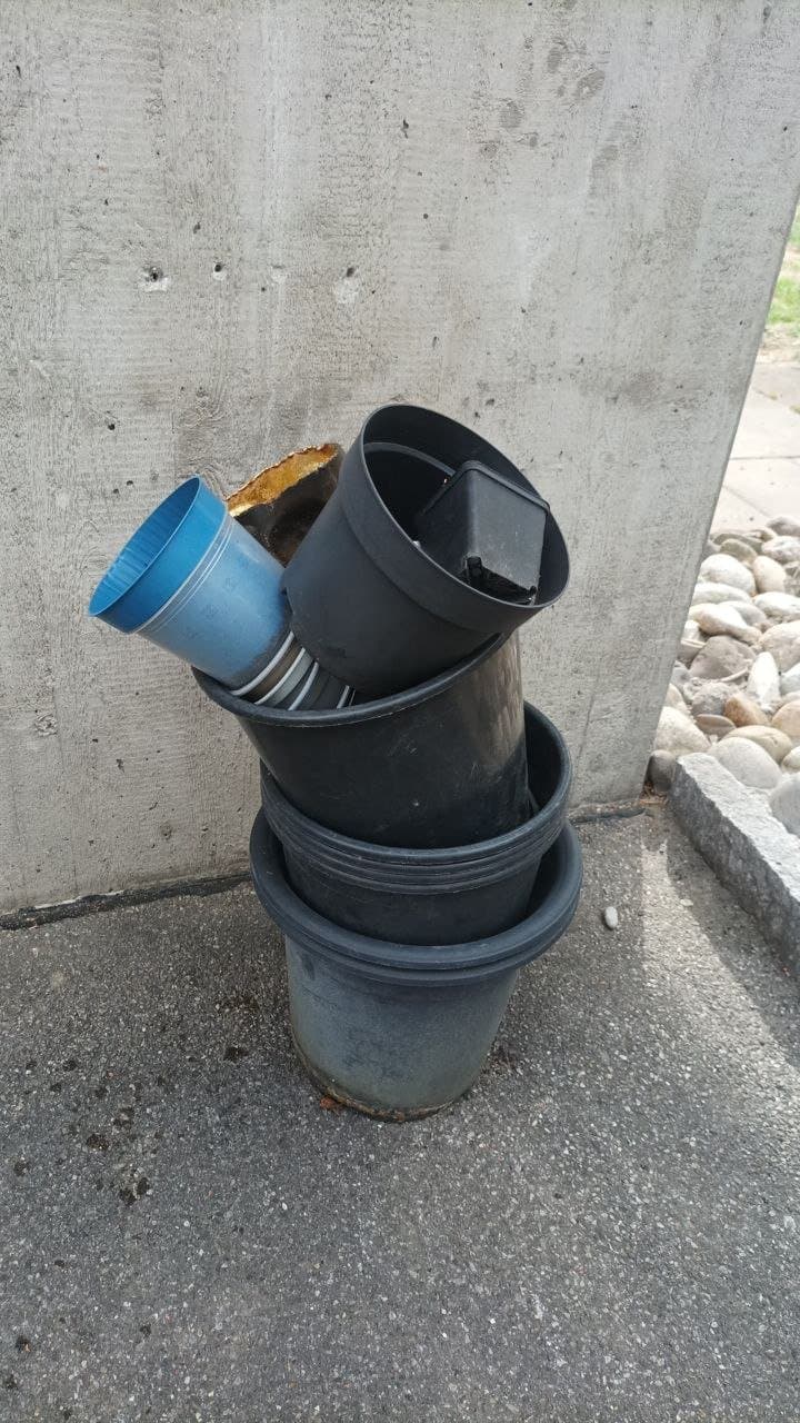 Plastiktöpfe