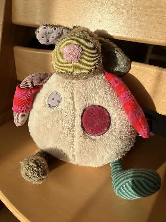Doudou musical Moulin Roty Les jolis pas beaux